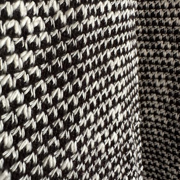 UMGEE | Black and White Cozy Knit Kimono Wrap Shawl | Size Small/Medium - Picture 2 of 4